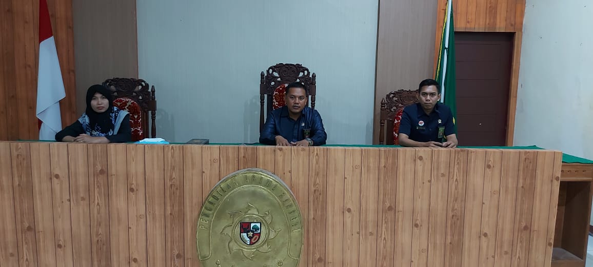 Rapat perdana adam2
