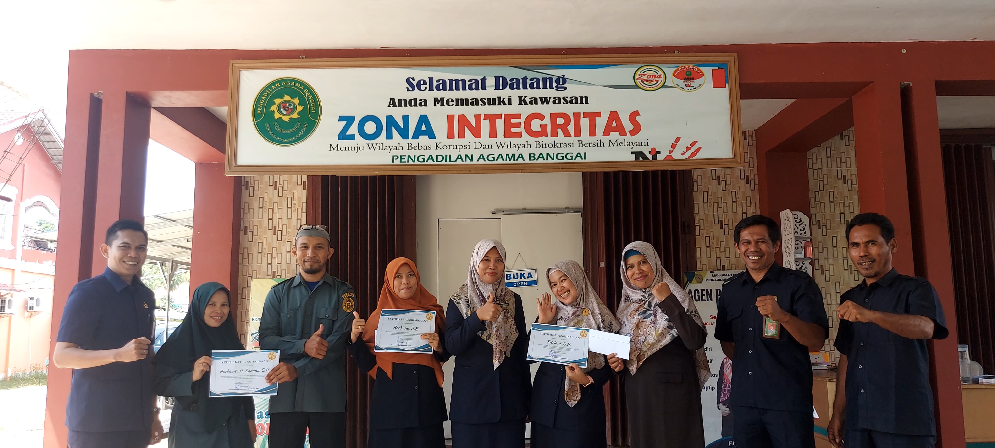 akhirtahun1